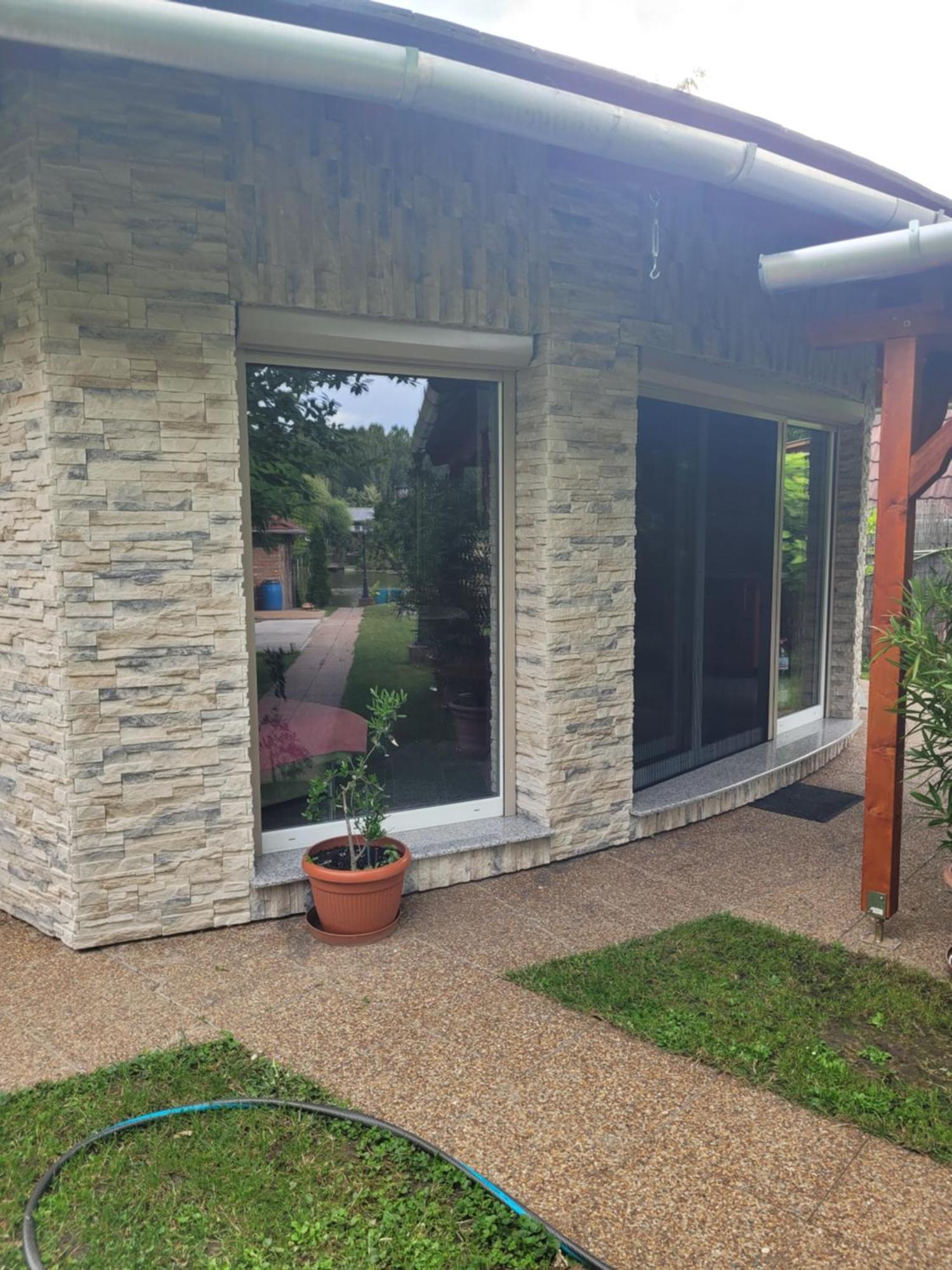Beni Nyaralo Apartment Bekesszentandras Exterior photo